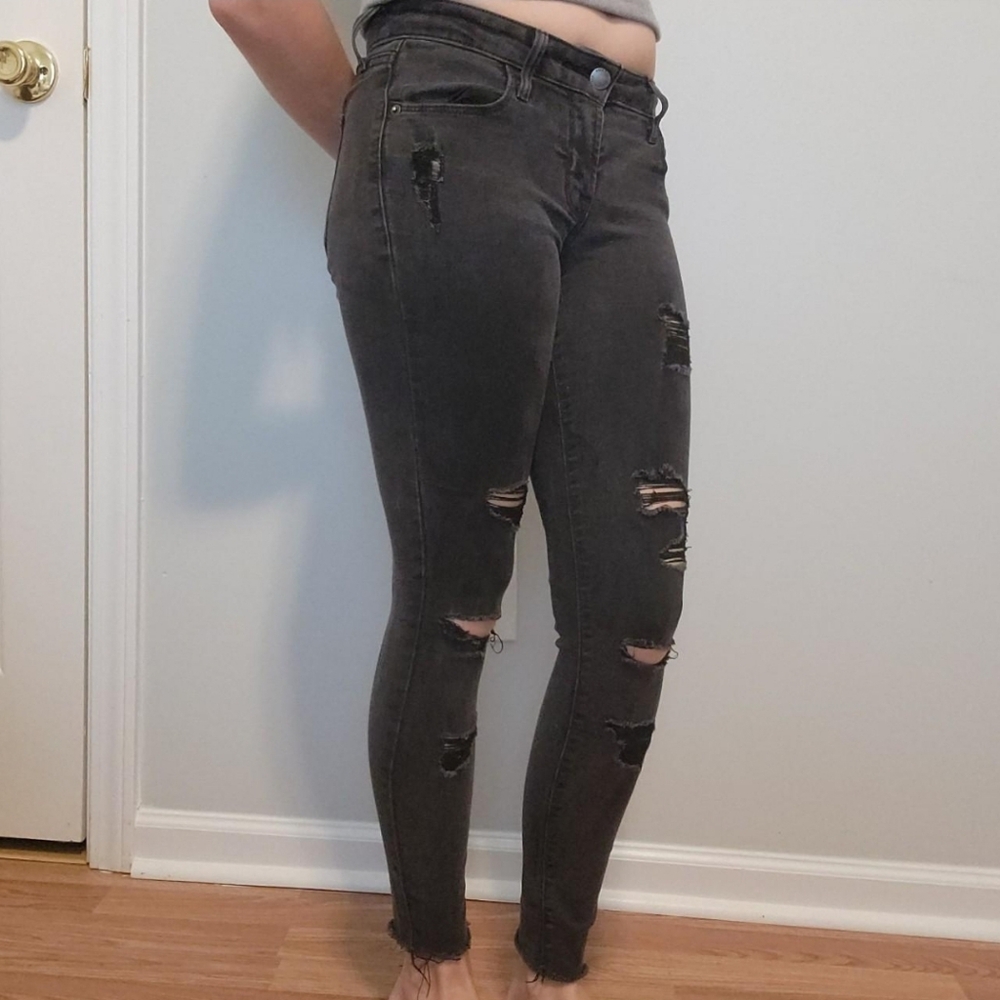 Charcoal Black Ripped Low Rise Jeggings